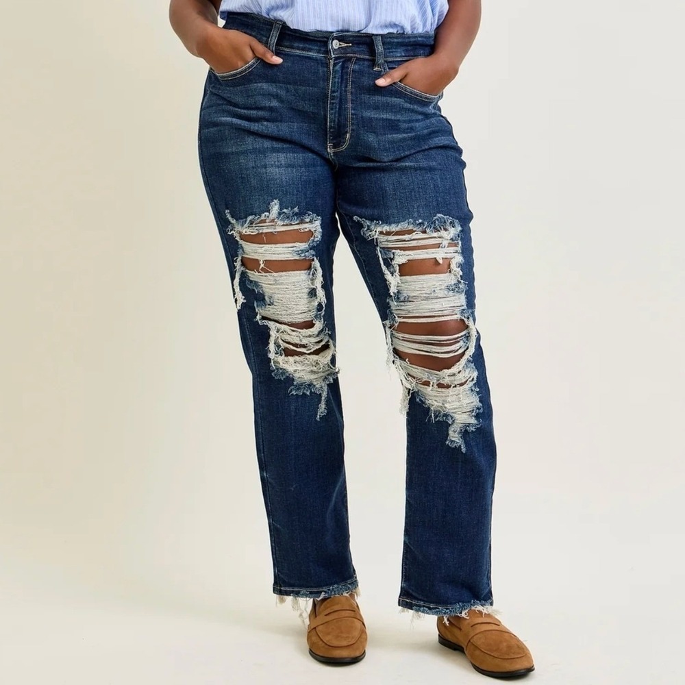 Judy Blue Size 22W Kimberly Ripped Straight Fit Jeans Distressed Ripped